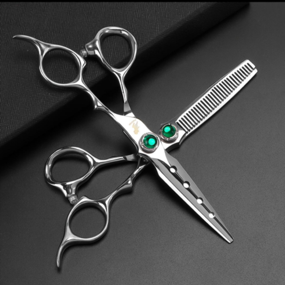 Women's Haircuts at Nv Hair 305 in Pompano Beach, FL