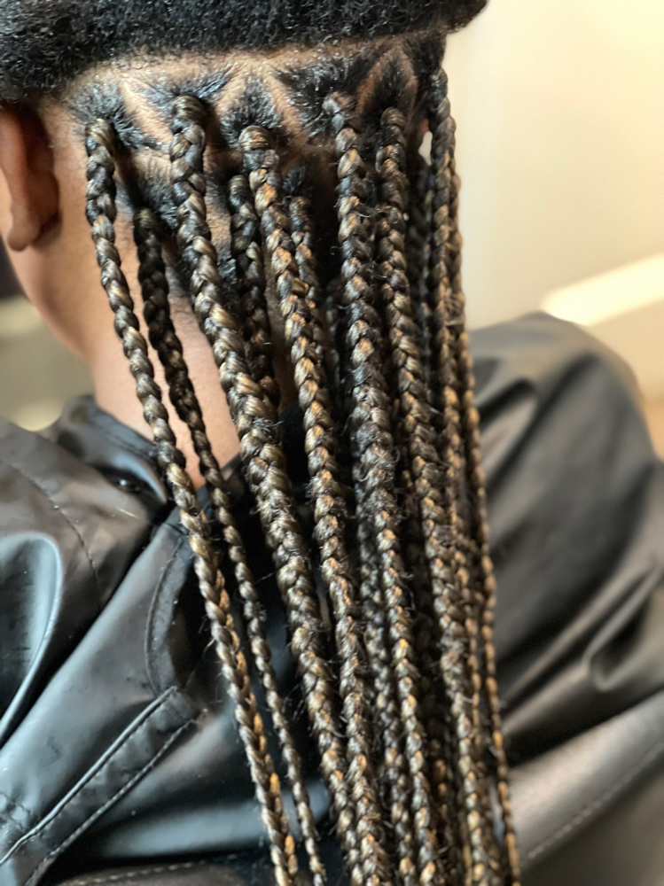 Cornrows/Braiding