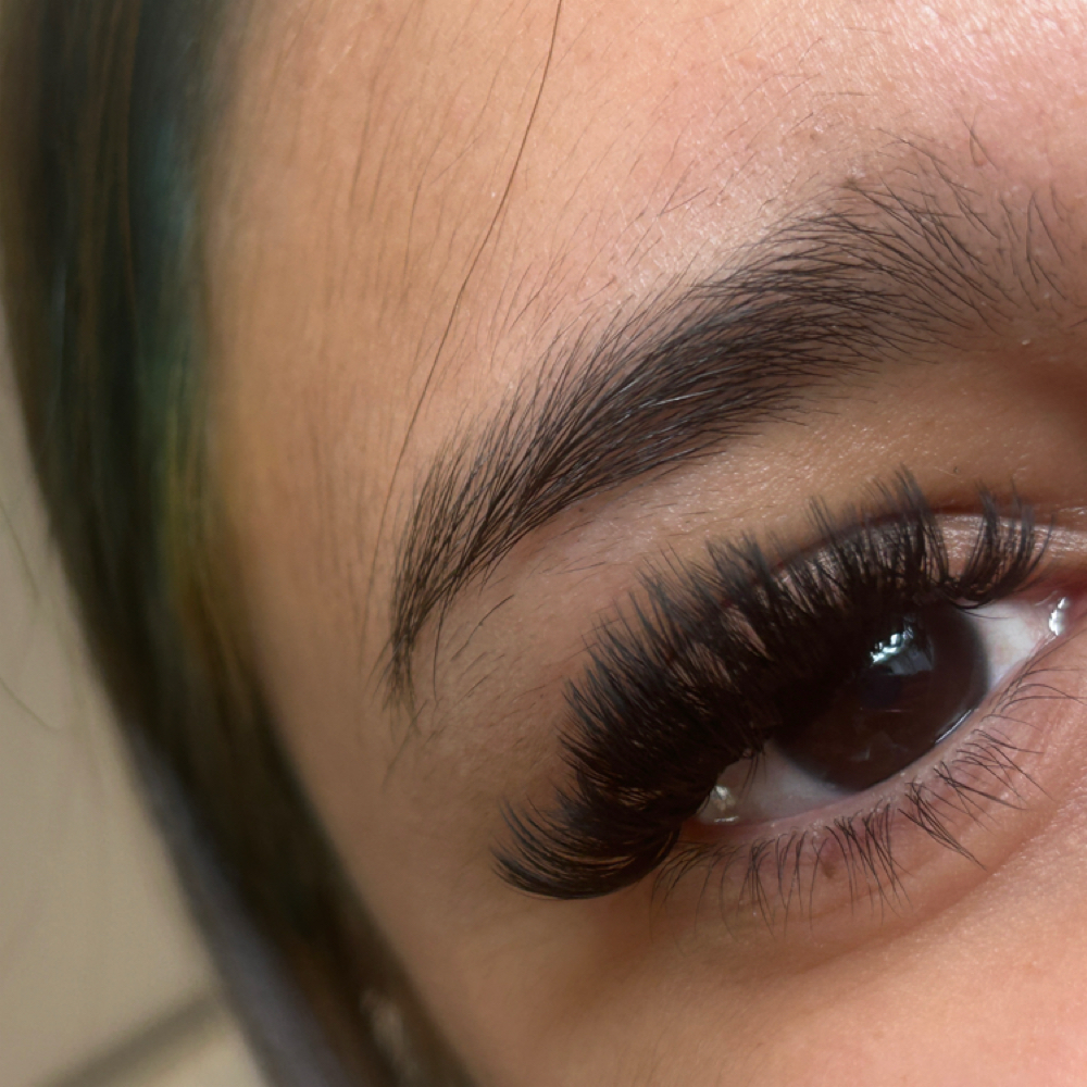 1 week lash fill at Carolinesbeautybar in Livingston, CA