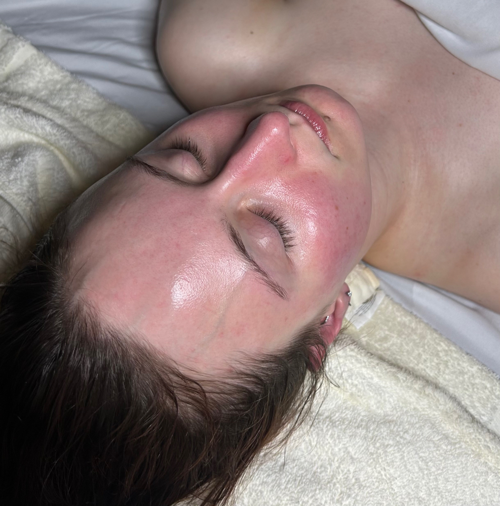 60 Minute Facial