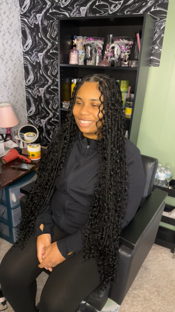 Medium Bohemian Buttlength at Jasmine Marie in Flint, MI