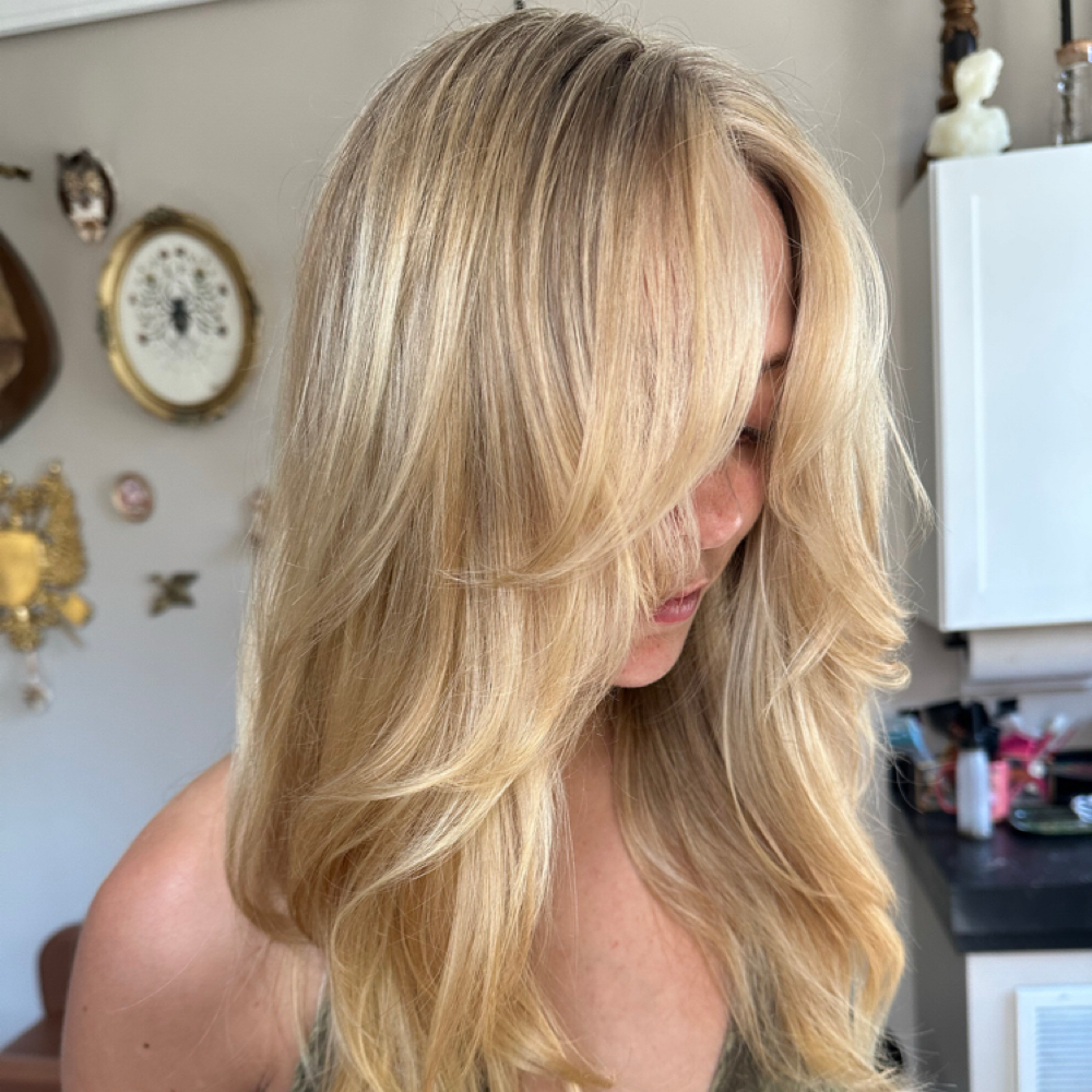 Stand Alone Blow Out at Alex DeSimone in Charleston, SC