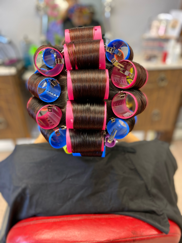 Wash,Roller Set & Blow Dry