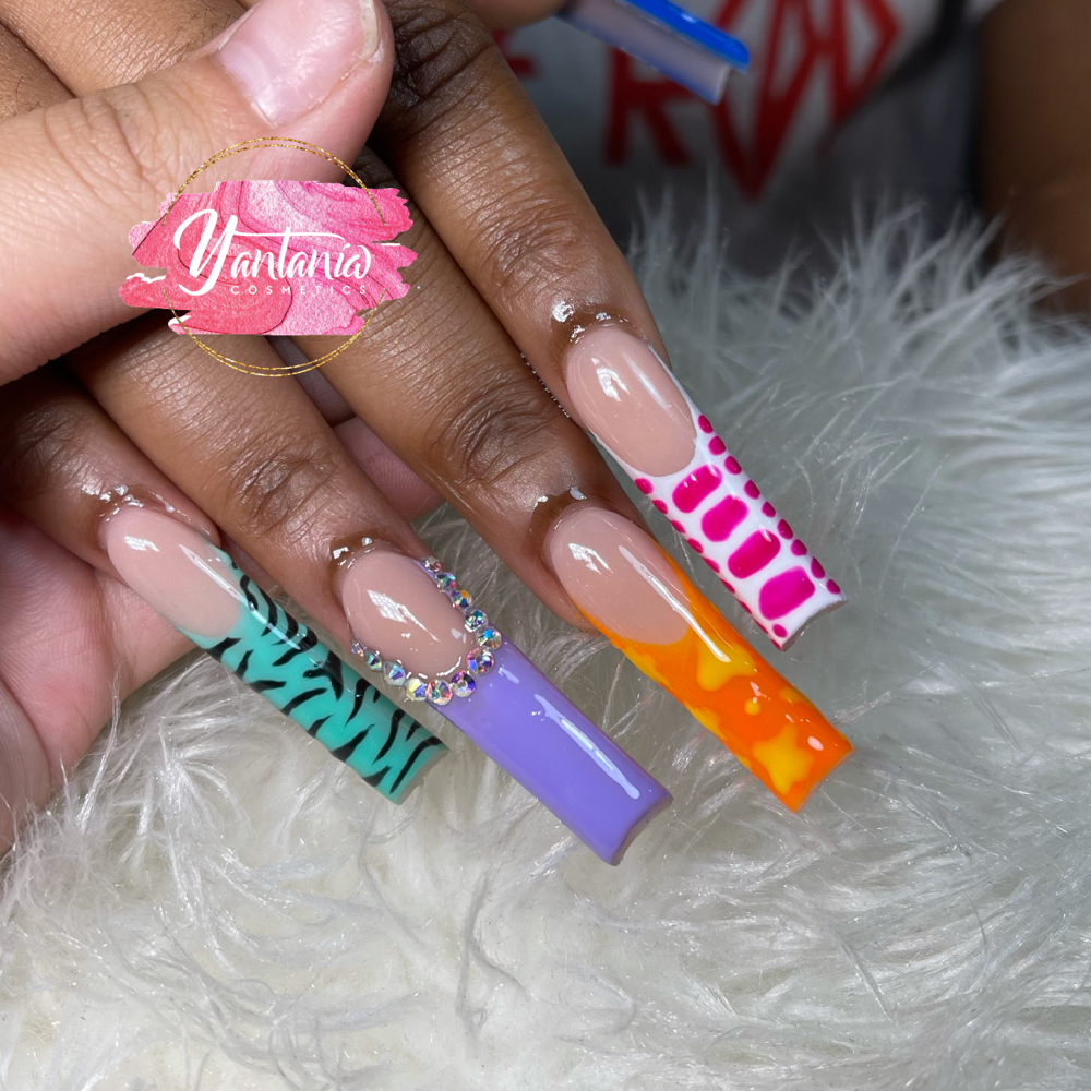 1 Partial Bling Design Per Finger