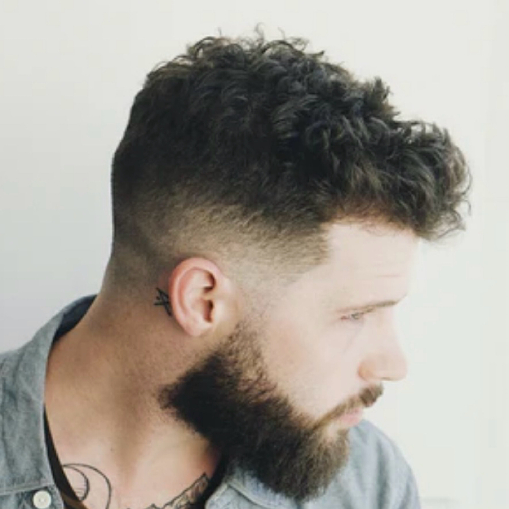 Men haircut at Luxe Hair Lounge in brooklyn, NY