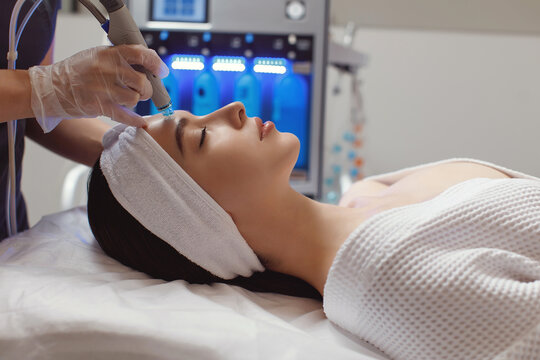 Hydrafacial (10% Off w/package)