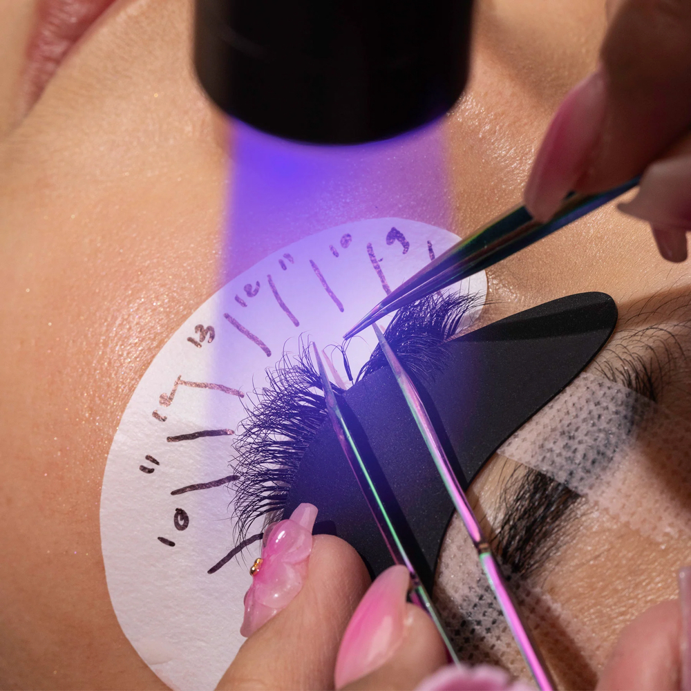 UV Light Eyelash Extensions