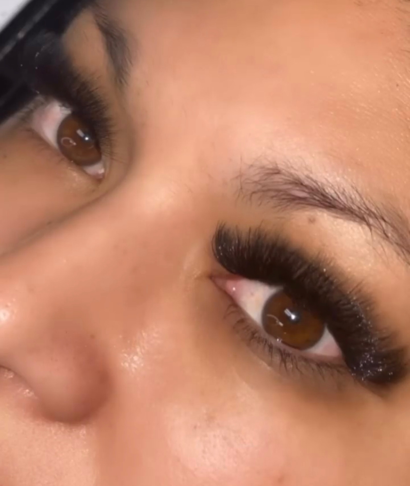 Volume Lashes -Full Set