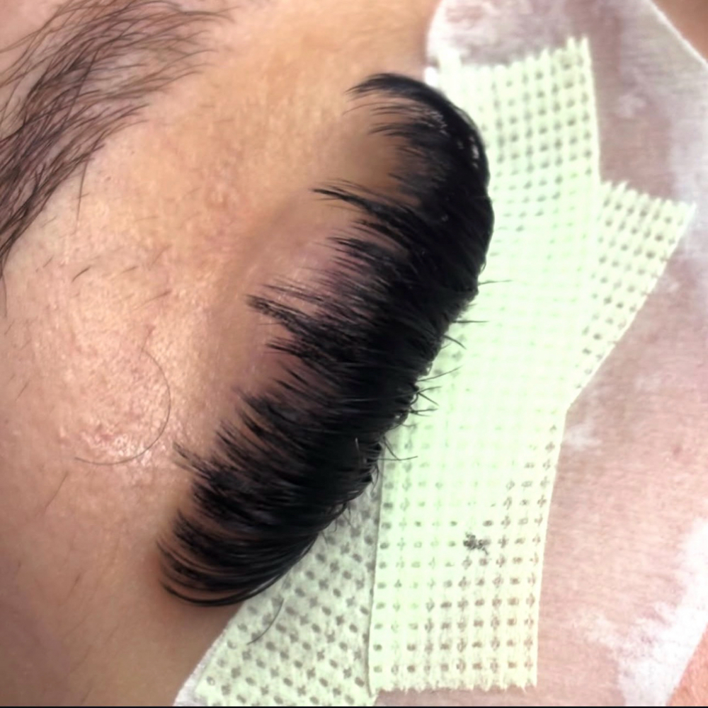 UV Mega Volume Lash Set at Lash & Glow in Odessa, TX