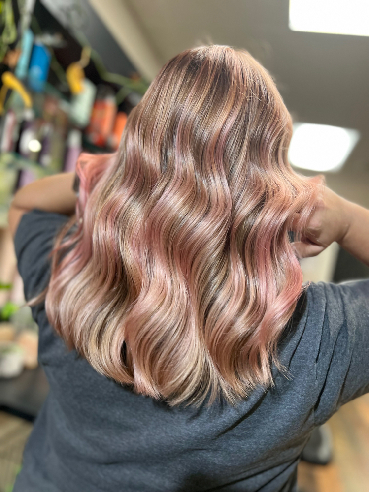 Wash & Style at dani@toledohairco. in Toledo, OH