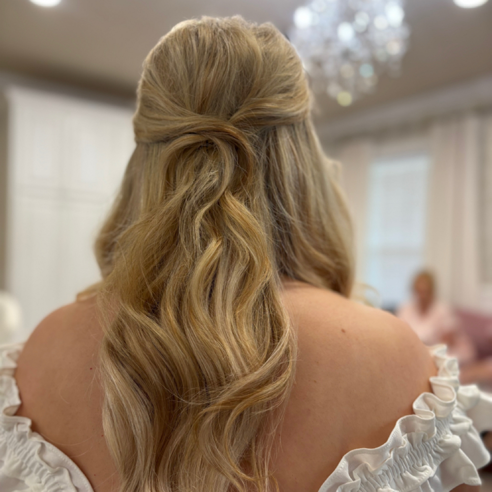 Formal Style at Studio M by Mycayla Greer in Prairieville, LA