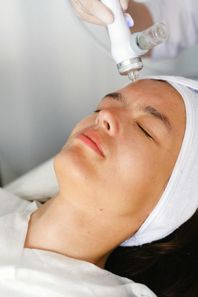 Hydra Facial