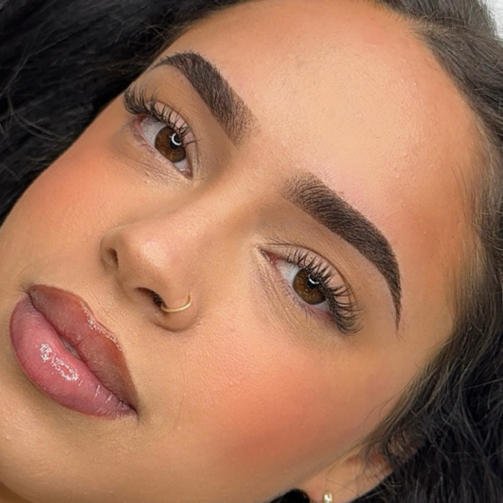 Ombré Powder Brows at Vivian G. Beauty in Miami, FL
