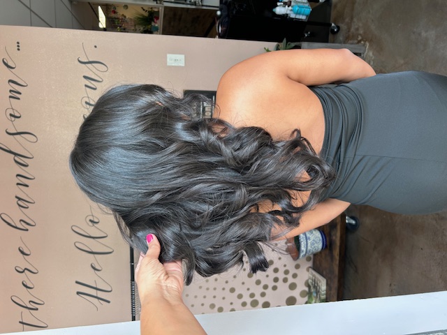 Women haircut/style/press/ or curls