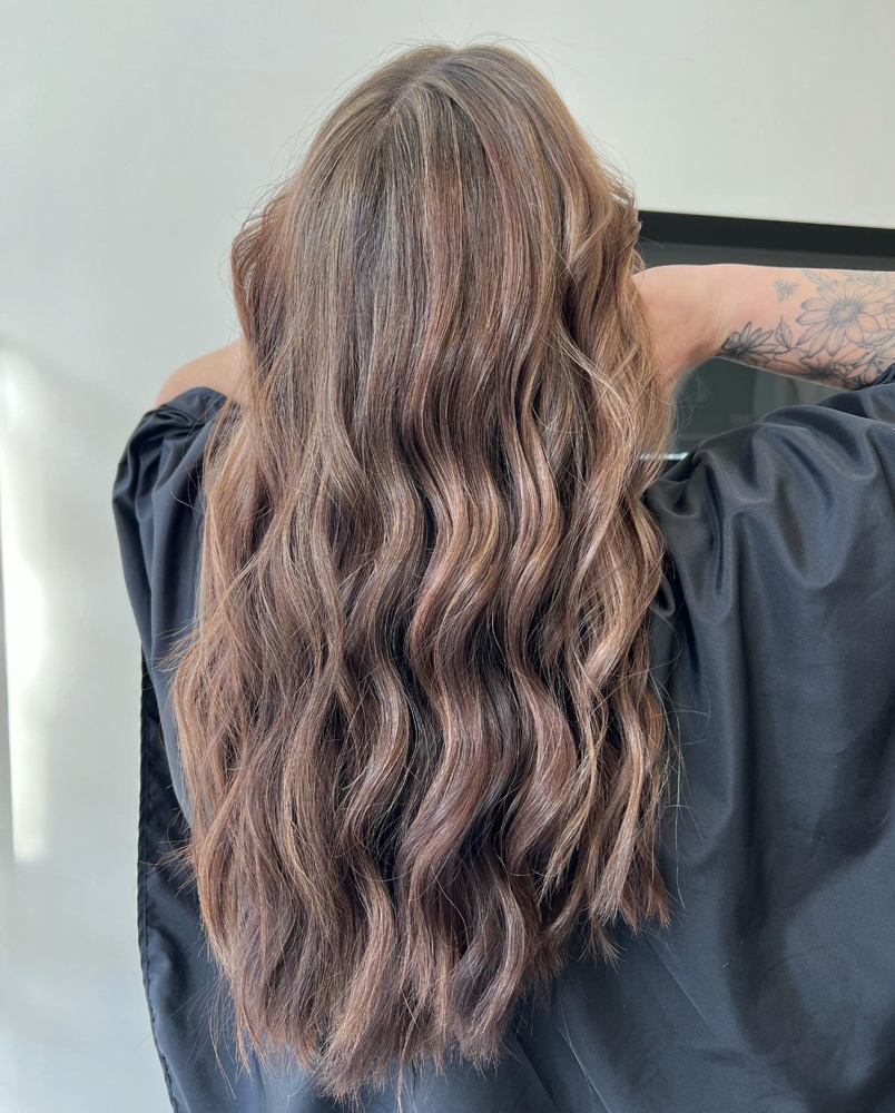 Shampoo & Style