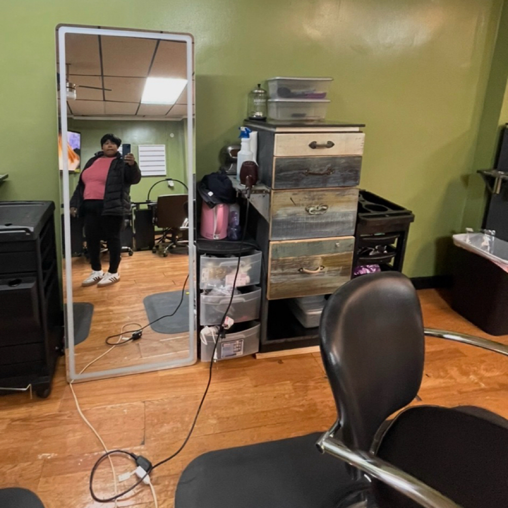 Booth daily at Candy’sbraidingsalon in detroit, MI