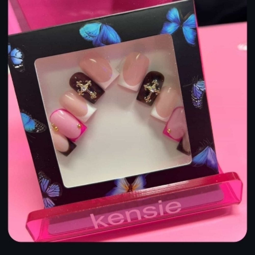 QueenFit Custom Press Ons at NailsbyQueen89 in Cleveland, OH