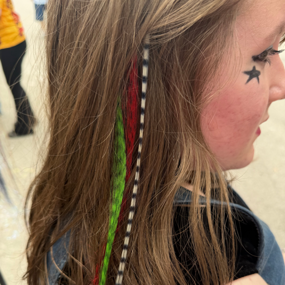 Feathers at Emily  Adkins in Pikeville, KY