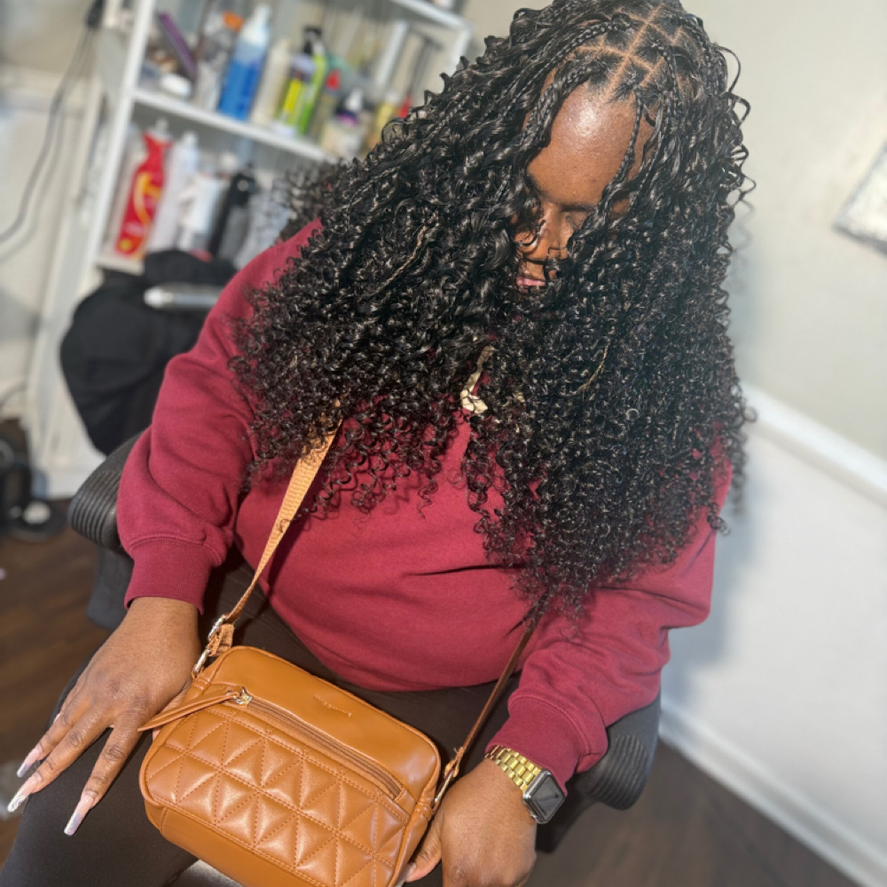 Miracle Knot Styles at Vone' Slay in Greensboro, NC