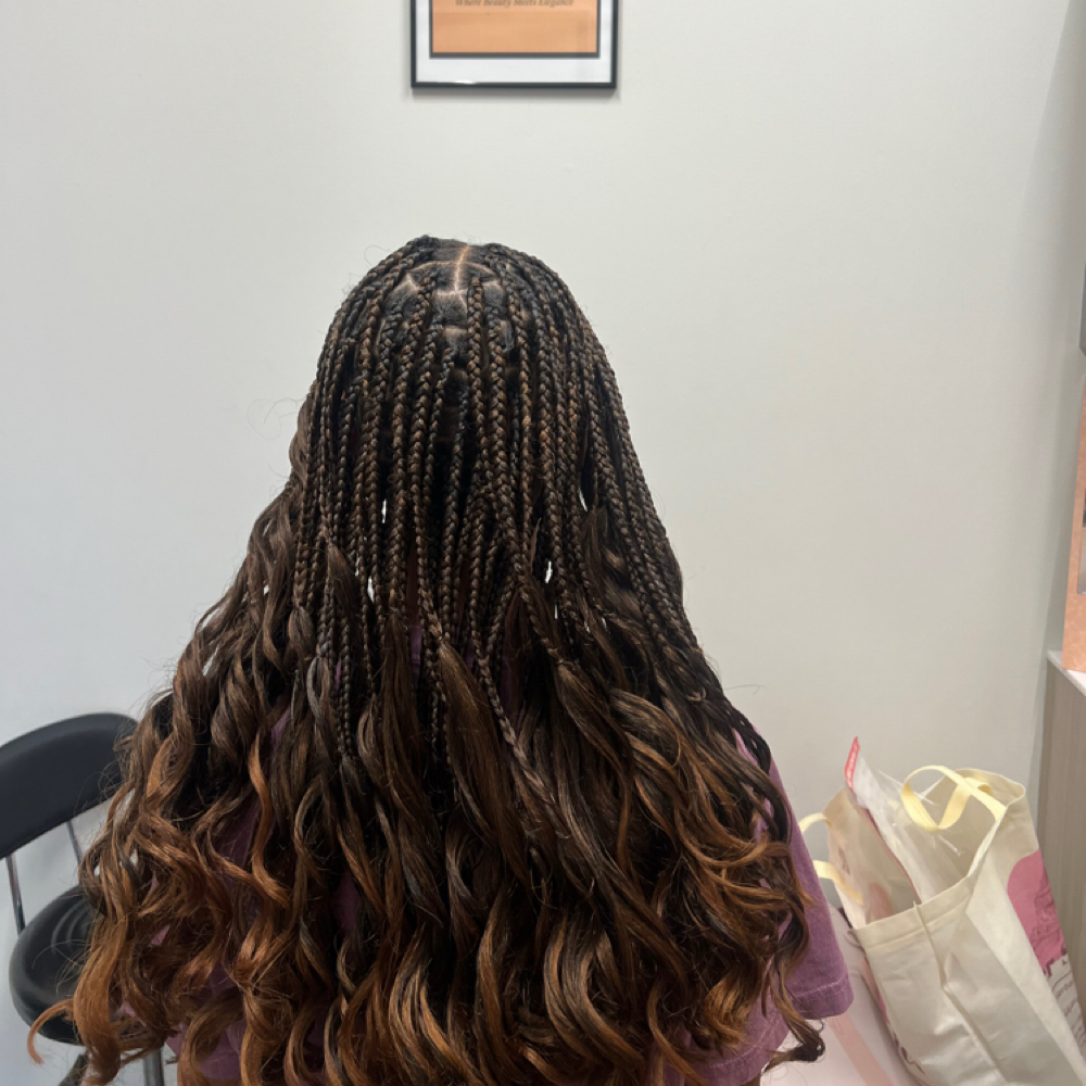 Frech Curls at G'Nels  Braids Studio in LYNNWOOD, WA