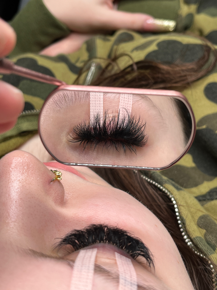 Bottom Lashes