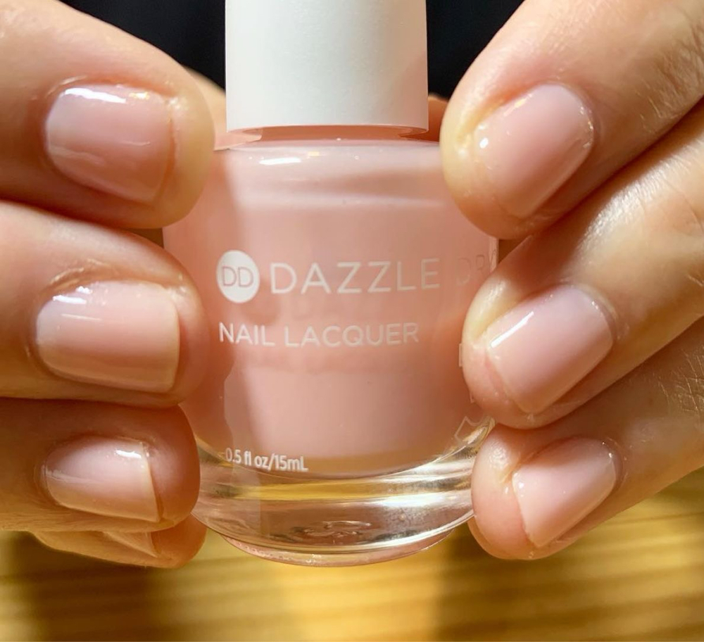 DAZZLE DRY Polish+ regular mani