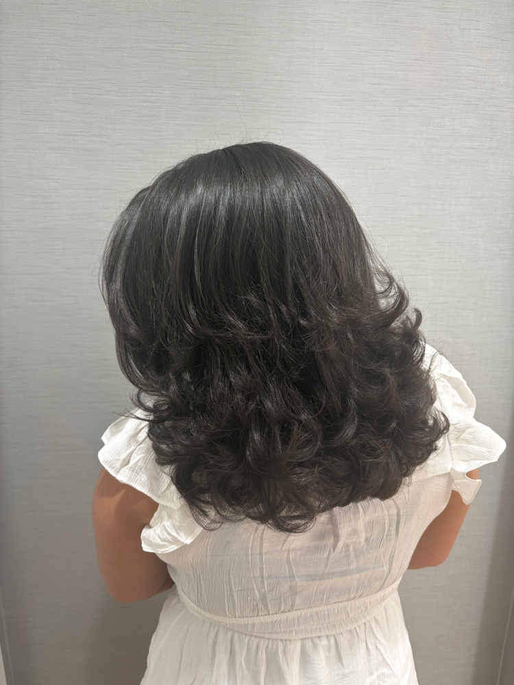 Deluxe Blowout