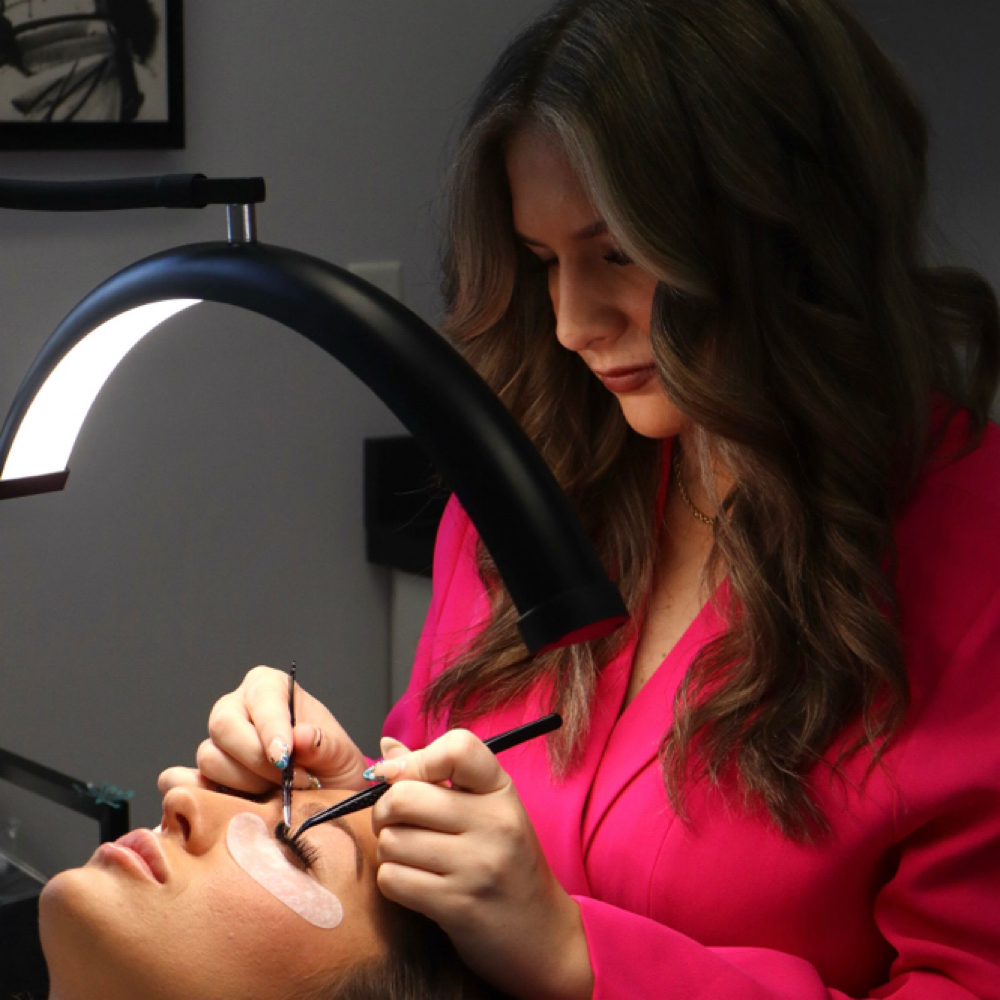 Full Set Eyelash at Lab Lounge in Tonawanda, NY