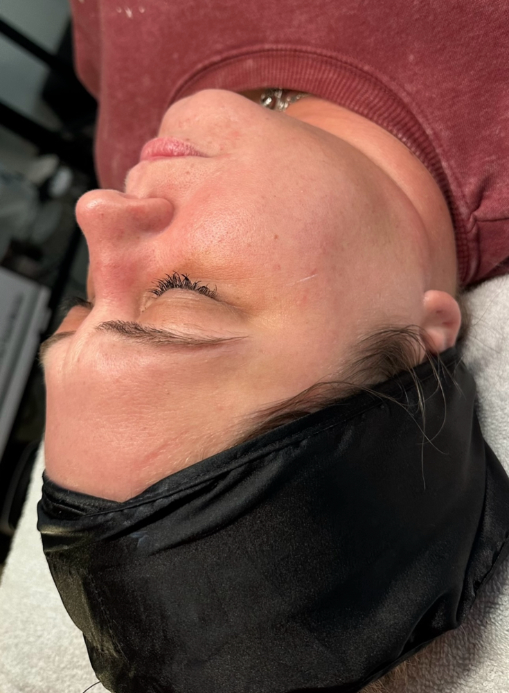 Mini Dermaplaning Facial