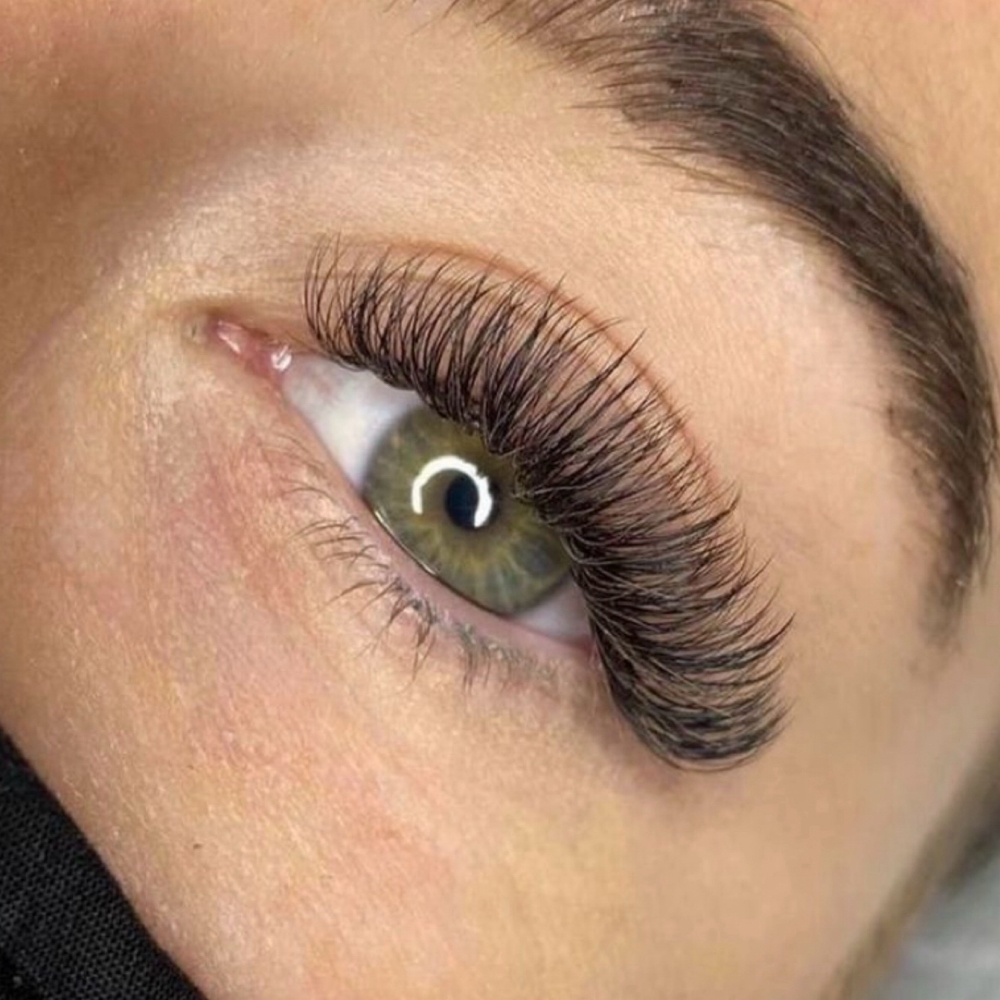 Volume Full Set at Graceful Effects Day Spa in Brandon, MS