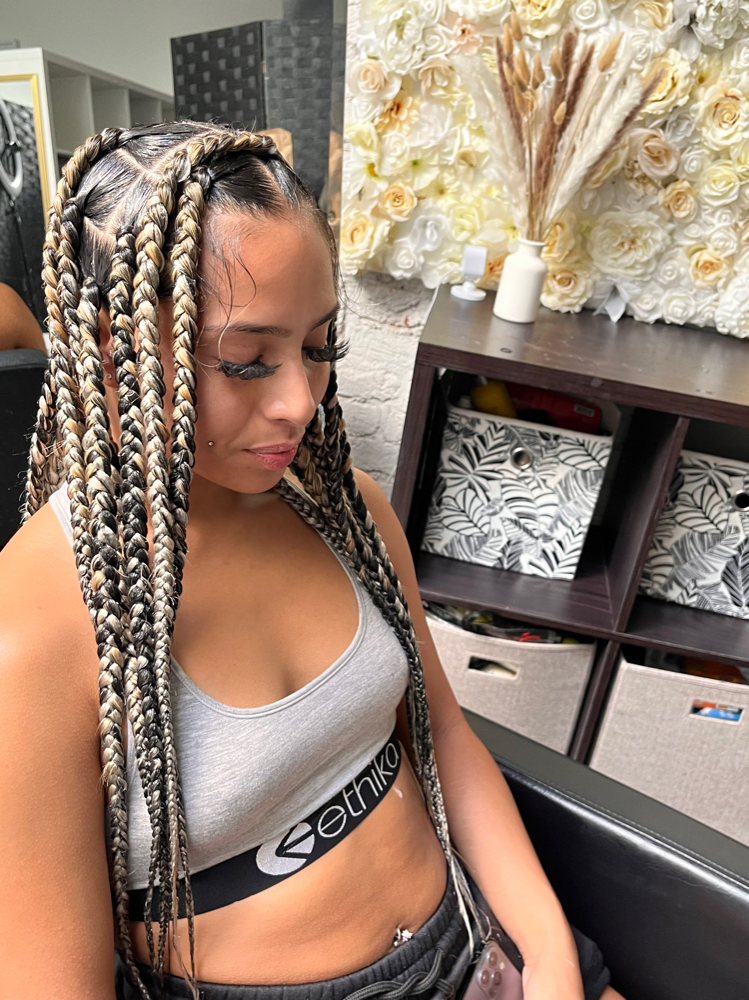 Large Knotless Braids