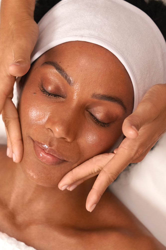 Revitalizing Retinol Treatment