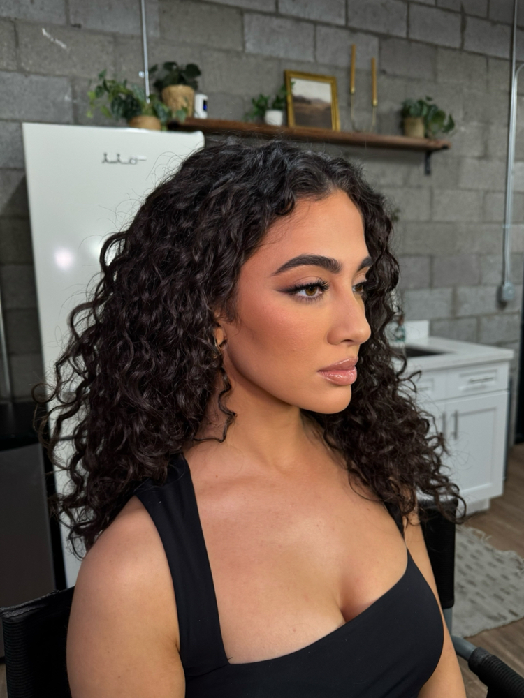 Virtual Makeup Lesson