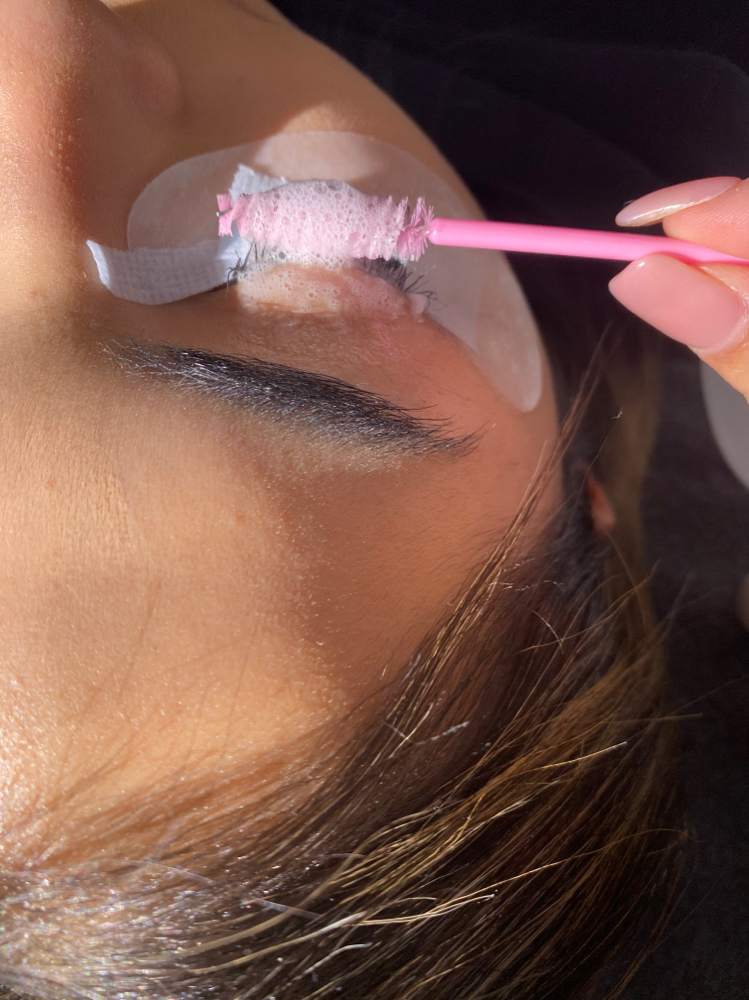 Lash Bath
