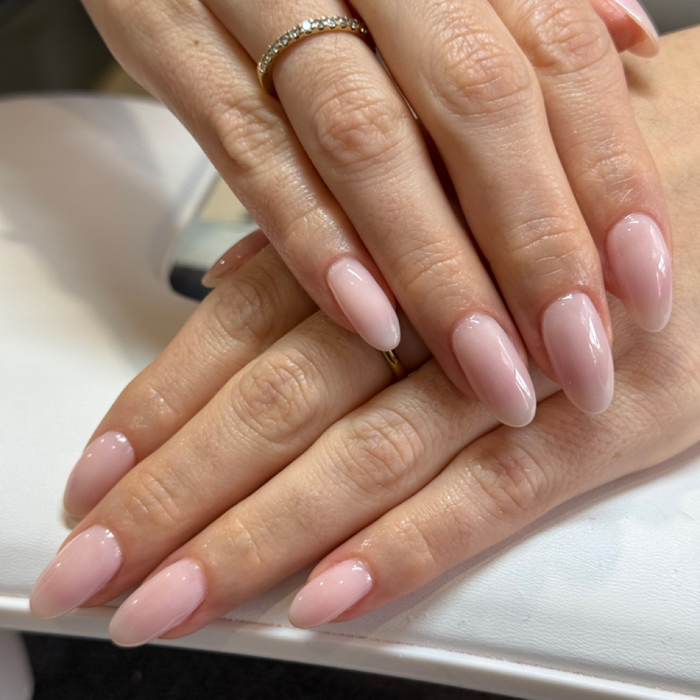 Buildergel Set at BEE BLISS NAILS BY PAO in McAllen, TX