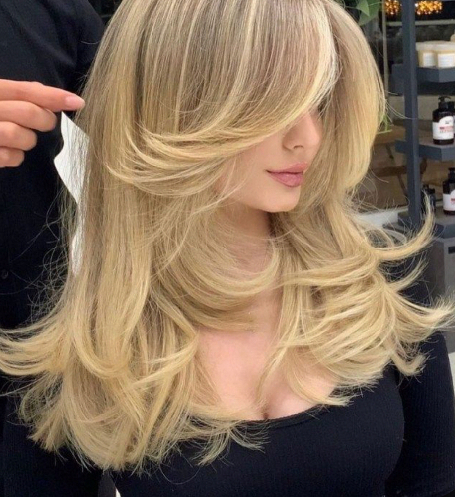 womans haircut