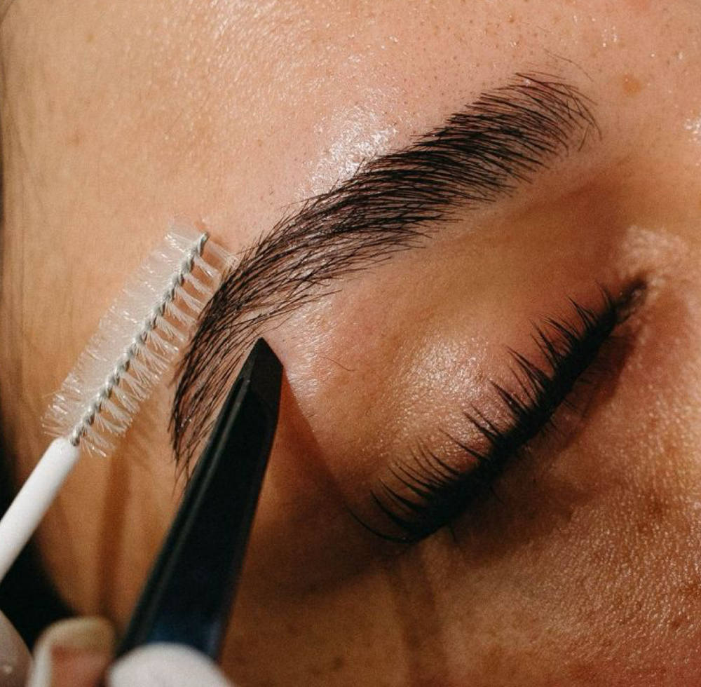 The Refresh Tweeze Plus