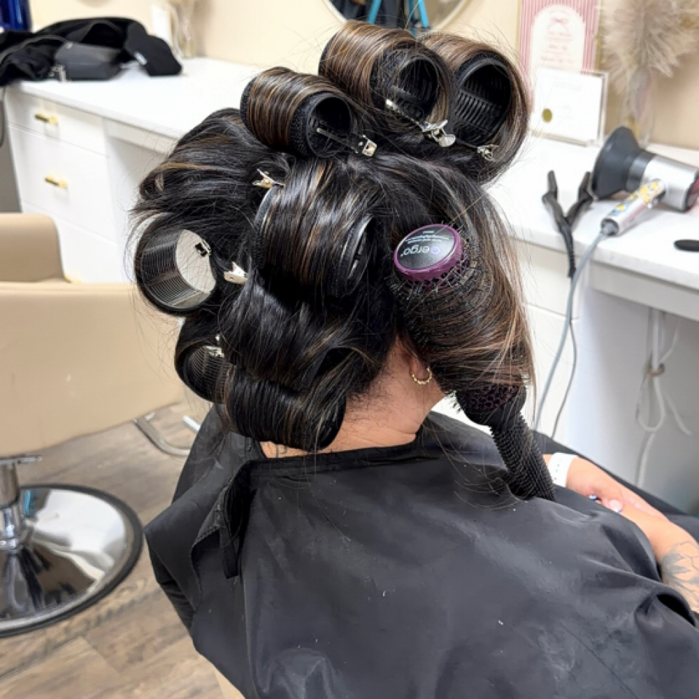 Shampoo, Blow Dry & Style at Champagne Joy in Morris, IL