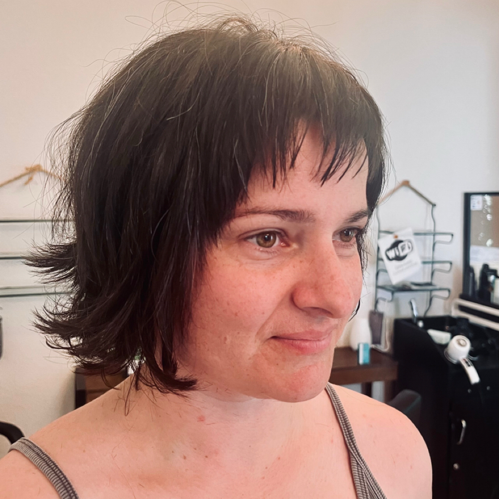 short hair cuts at Salon Roya in Portland, OR