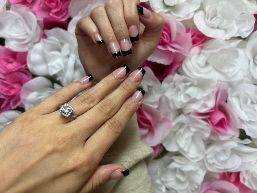 Medium Acrylic Nails