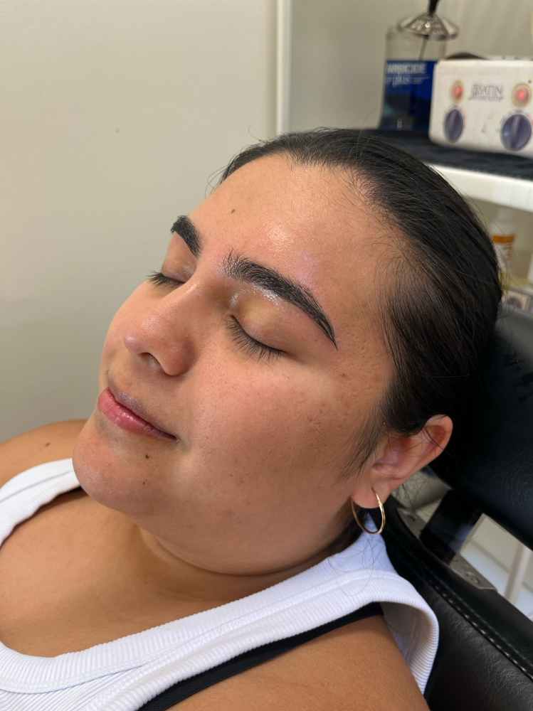 Brow Wax + Tint at e.CincyBeauty in Cincinnati, OH