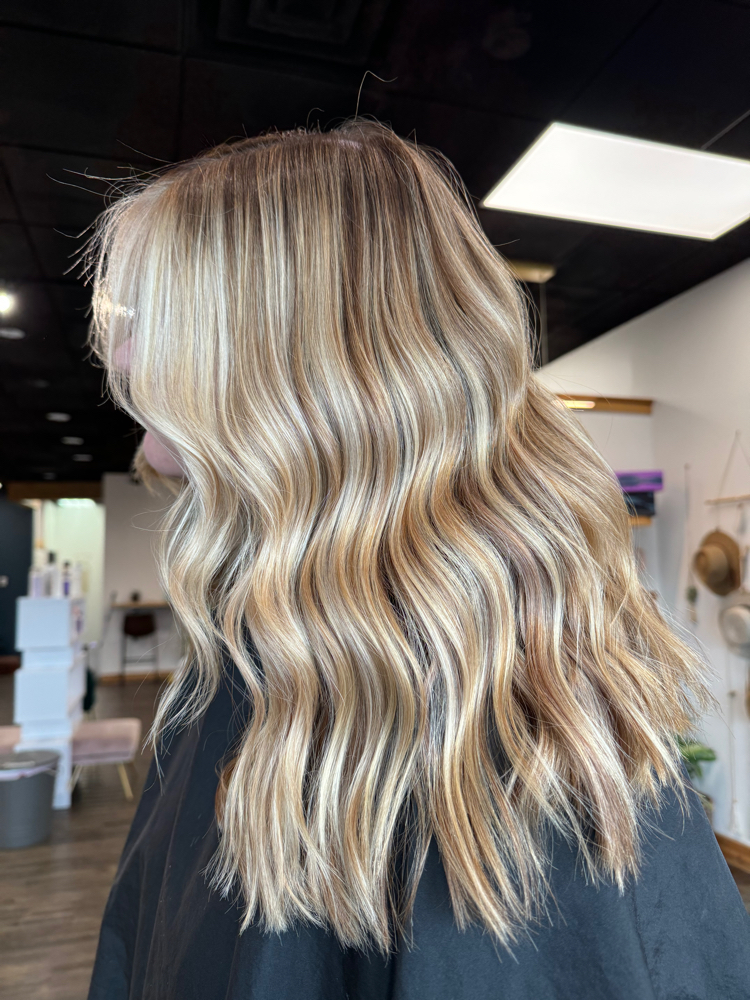 Root retouch & partial blonding