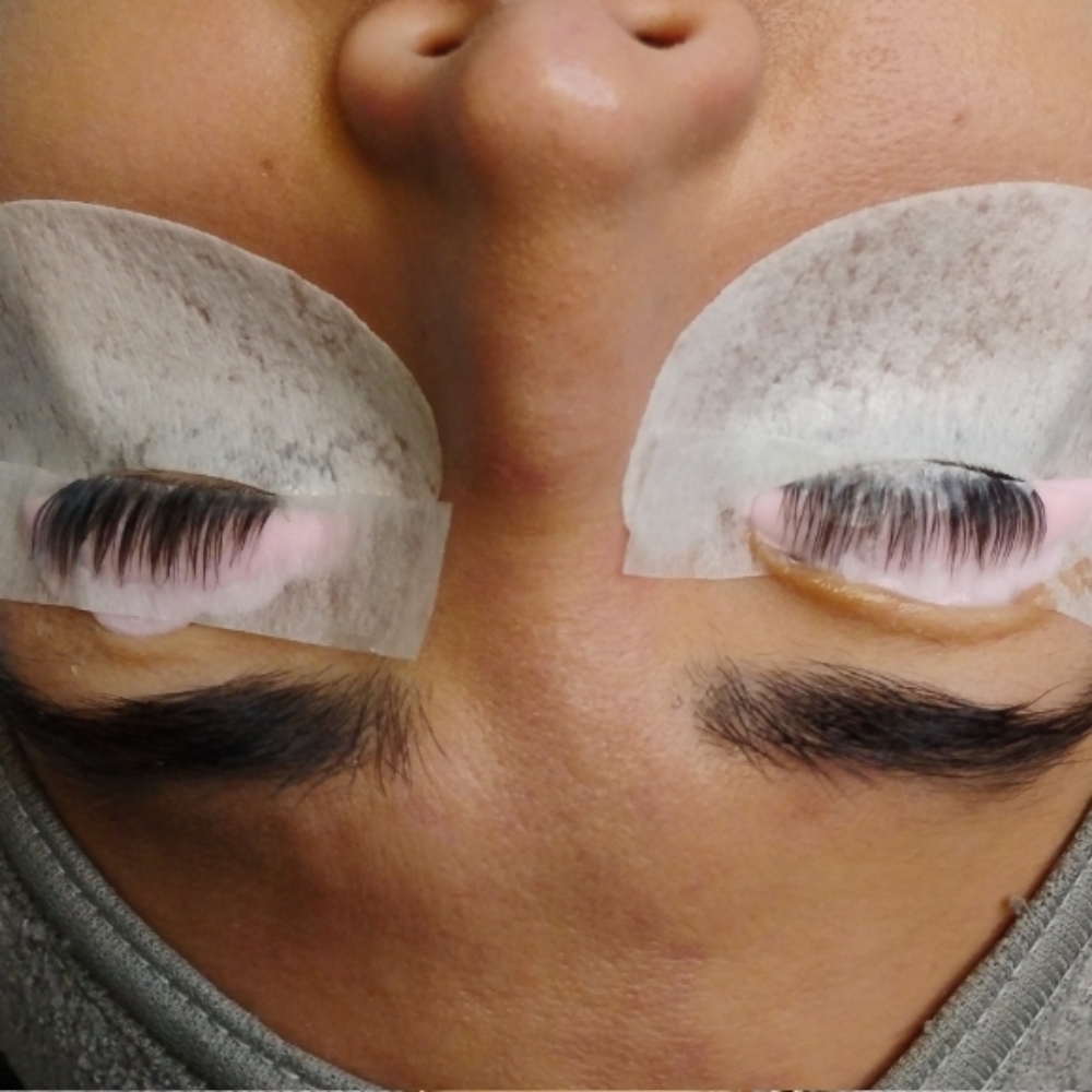 💣Lash Bomb Lift Special at Skincare By Skin Whisperer Stacey in Wilson, NC