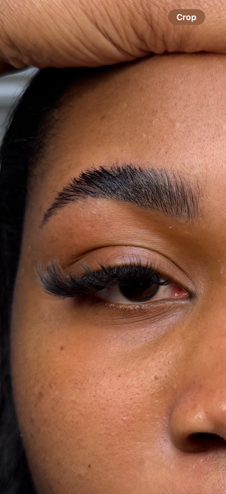 The Sculpted Brow 🖤