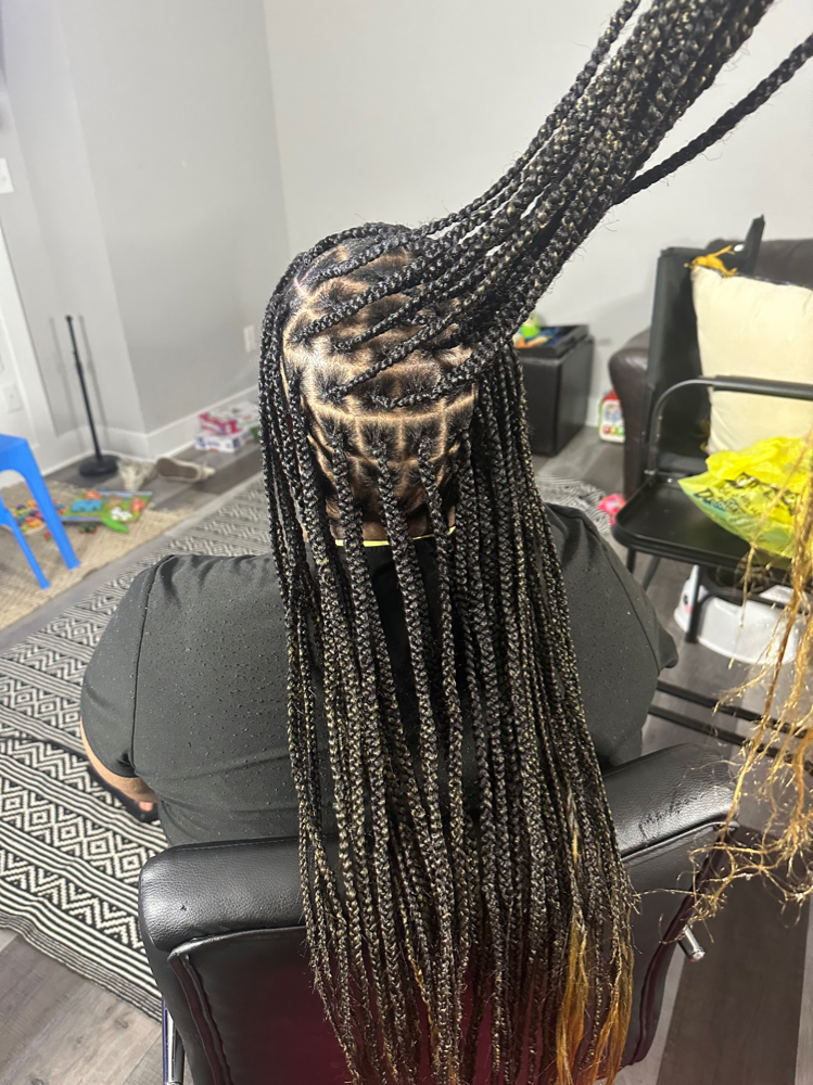 KNOTLESS BRAIDS (medium)