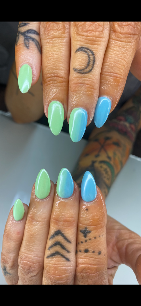 Medium Acrylic Set W/ Gel Polish