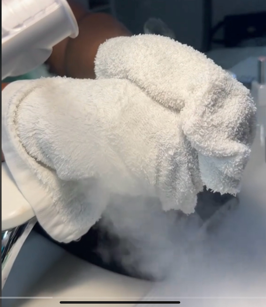 Steamed Mask & Scrub (HandServices)