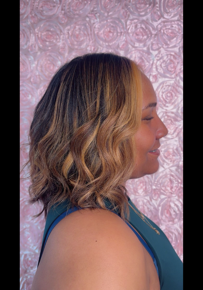 Shoulder-Length Signature Style