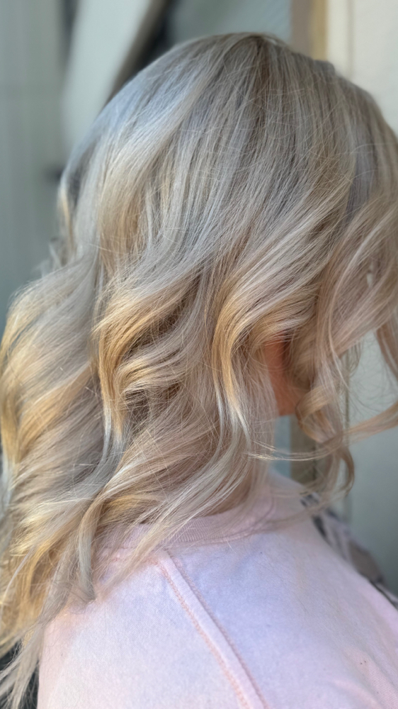 Platinum Card Blonde