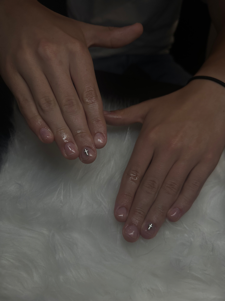 Men’s Manicure With Gel